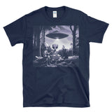 ALIEN PICNIC - Black Cat UFO Sci-Fi Funny Artwork -  T-Shirt