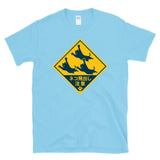 CATS JUMPING JAPANESE ROAD SIGN - Beware Japan Cat Lover - T-shirt