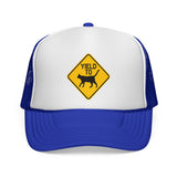 YIELD TO CATS - funny warning sign parody kitten lover pet owner Mesh Trucker Cap