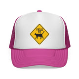 YIELD TO CATS - funny warning sign parody kitten lover pet owner Mesh Trucker Cap